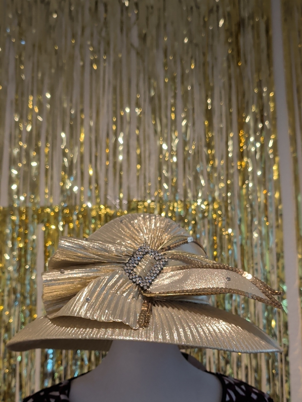 🔥Elegant Gold Party Hat with Rhinestone Bow - Mr. Hi's Collection